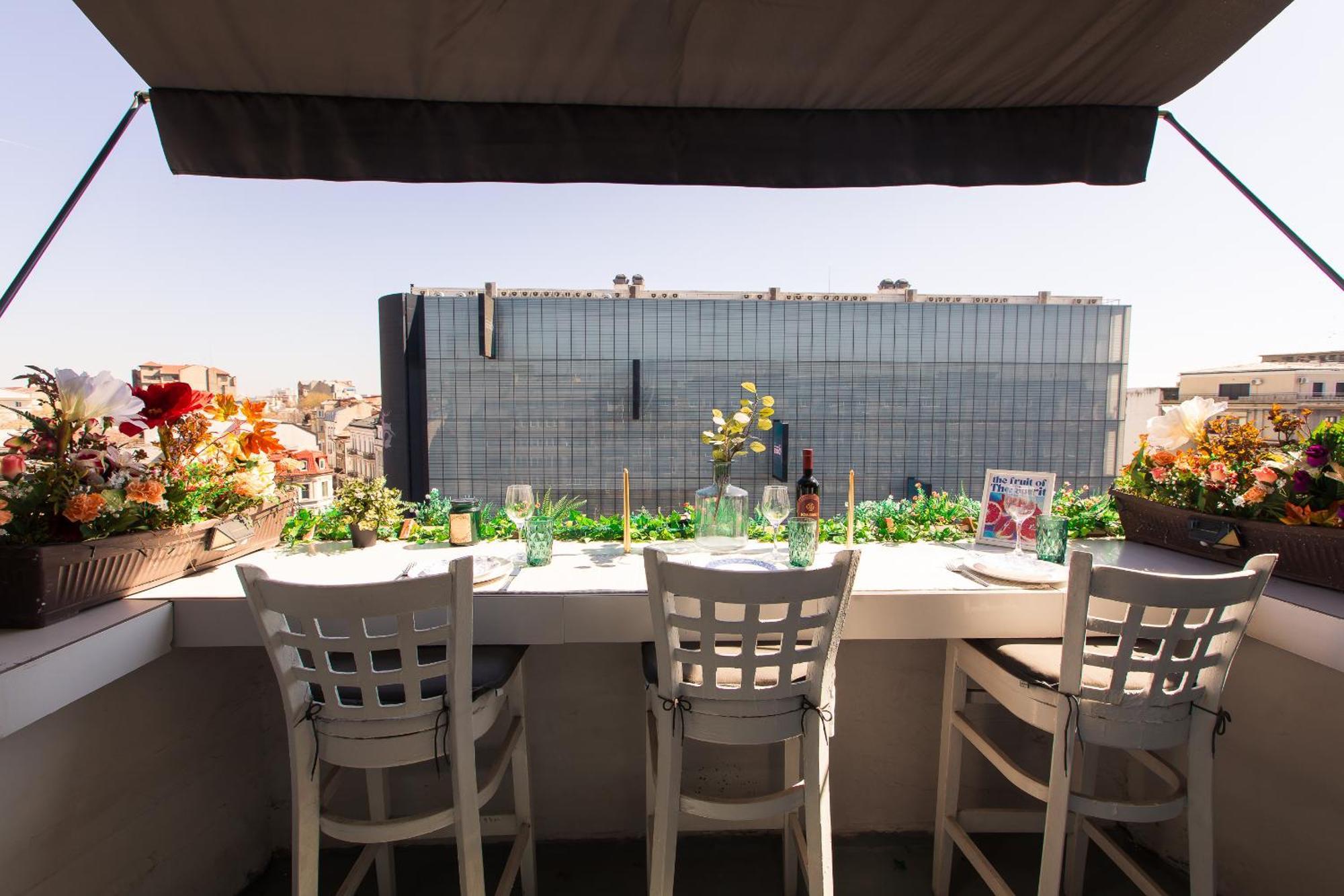 Old Town Apartment With Amazing View From The Balcony Bukarest Eksteriør billede