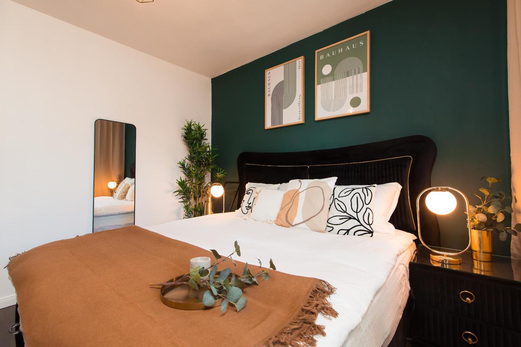 Old Town Apartment With Amazing View From The Balcony Bukarest Eksteriør billede
